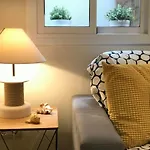 Lets Holidays In The Old Town Tossa 2 *