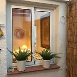 Apartament Lets Holidays In The Old Town Tossa 2